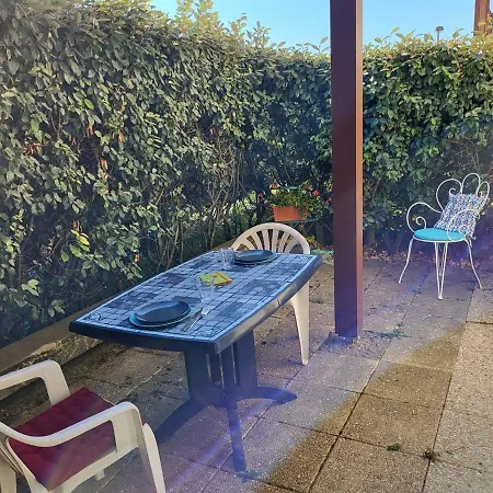 Avec Terrasse Privee, Proche Et Thalasso, Pour 2 Personnes - Fr-1-465-83 アパート カブール