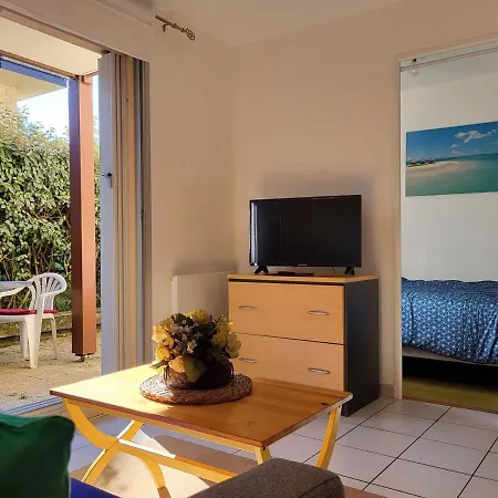 Avec Terrasse Privee, Proche Et Thalasso, Pour 2 Personnes - Fr-1-465-83 カブール
