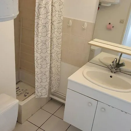 アパート Avec Terrasse Privee, Proche Et Thalasso, Pour 2 Personnes - Fr-1-465-83